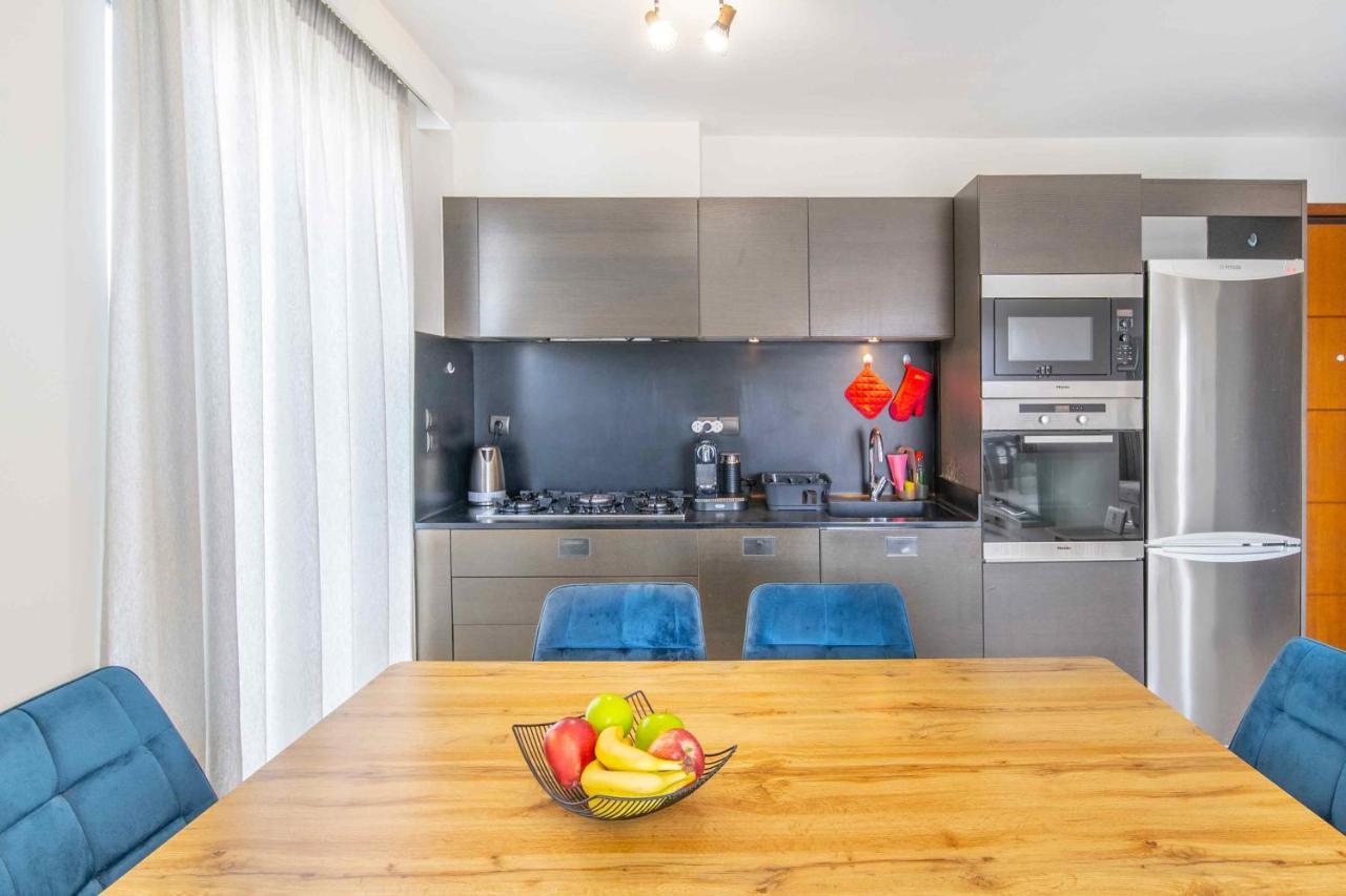 Lis153 By Smart Cozy Suites - Top Floors With Amazing City View - Available 24Hr Athén Kültér fotó