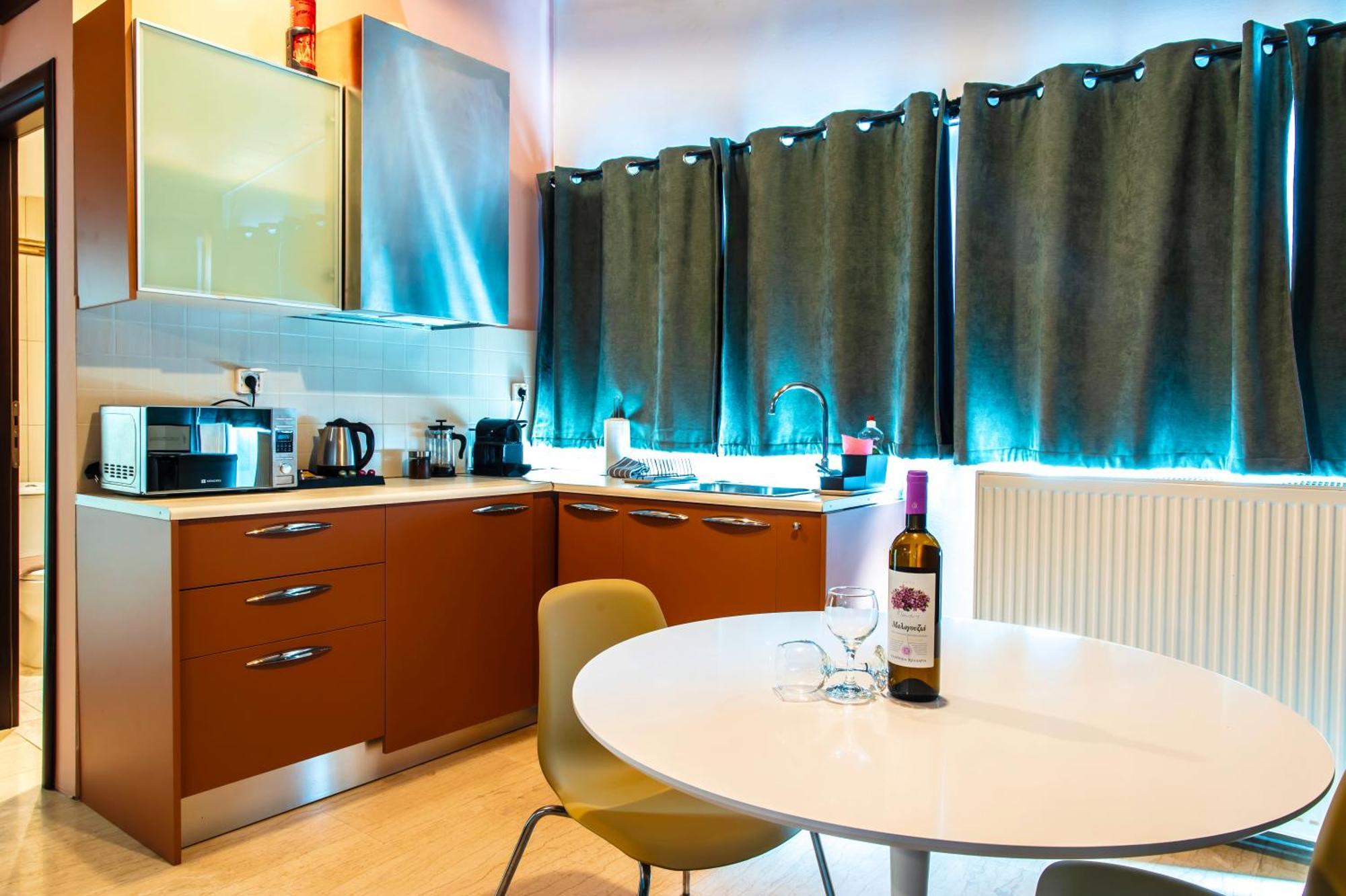 Lis153 By Smart Cozy Suites - Top Floors With Amazing City View - Available 24Hr Athén Kültér fotó