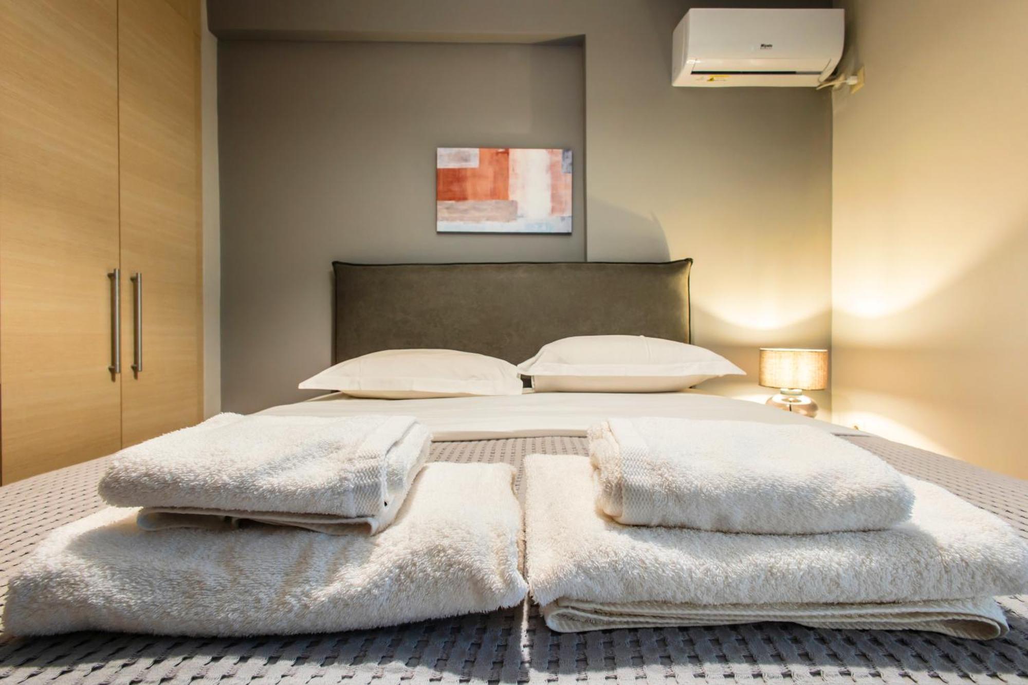 Lis153 By Smart Cozy Suites - Top Floors With Amazing City View - Available 24Hr Athén Kültér fotó